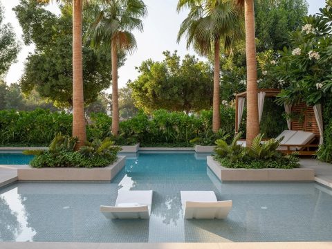 Why Overflow And Infinity Edge Details Are The Signature Of Luxury Swimming Pool Design