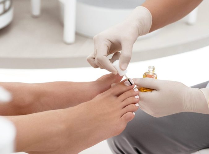 The Best Nail Spa Treatments For Cracked Heels