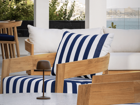 Why You Should Mix Different Garden Furniture Styles